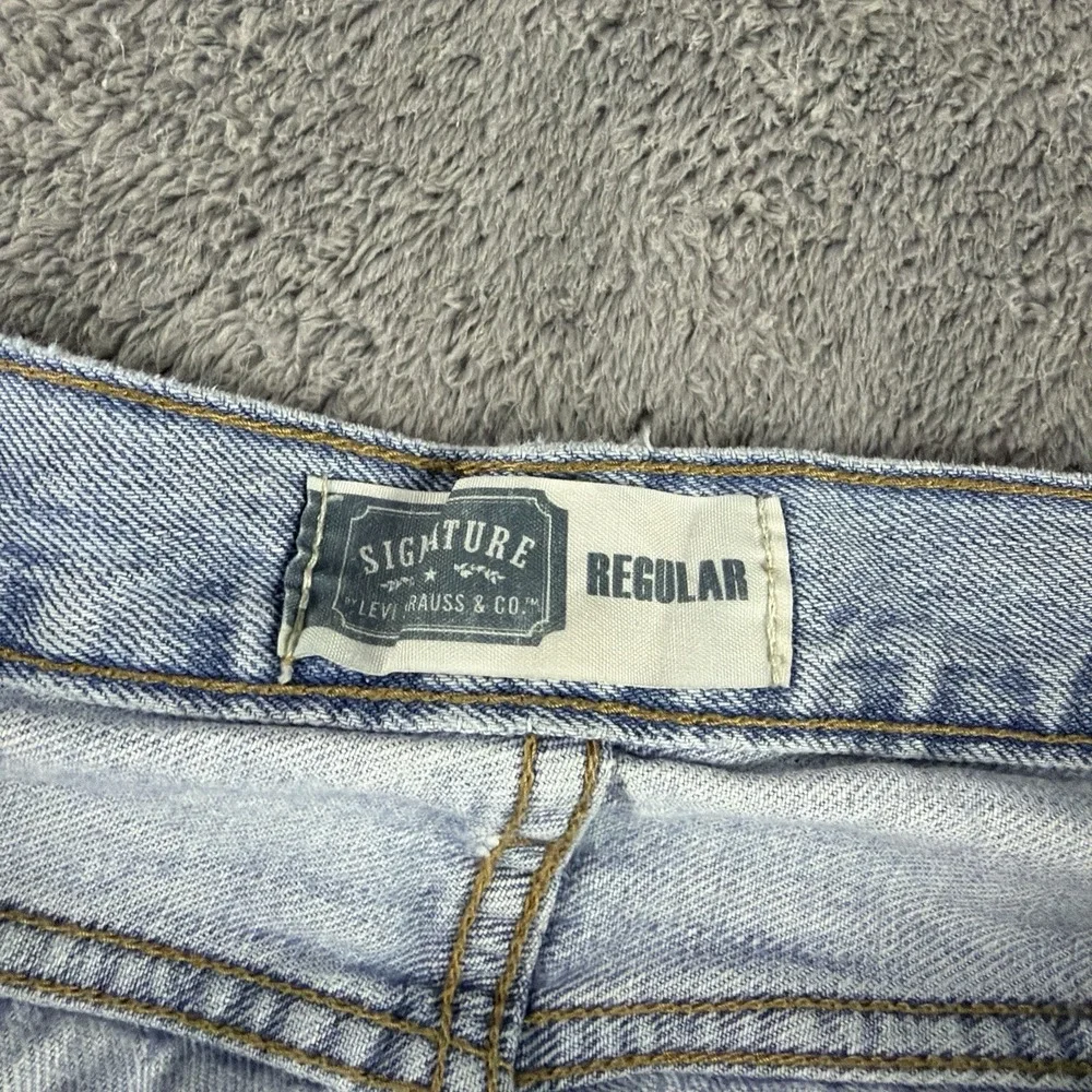 Signature Levi Strauss Regular Fit Jeans Mens 40x30 Blue Light Wash Denim‎